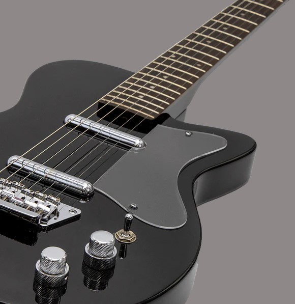 Silvertone Electric Guitar Black 1303BK - Image 3