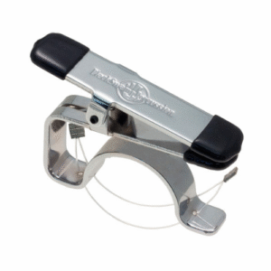 Black Swamp Triangle Clamp TRCLIP